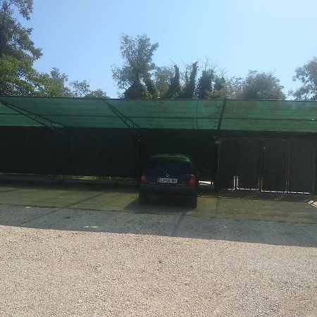 App Neno Hotel Murine Exterior photo